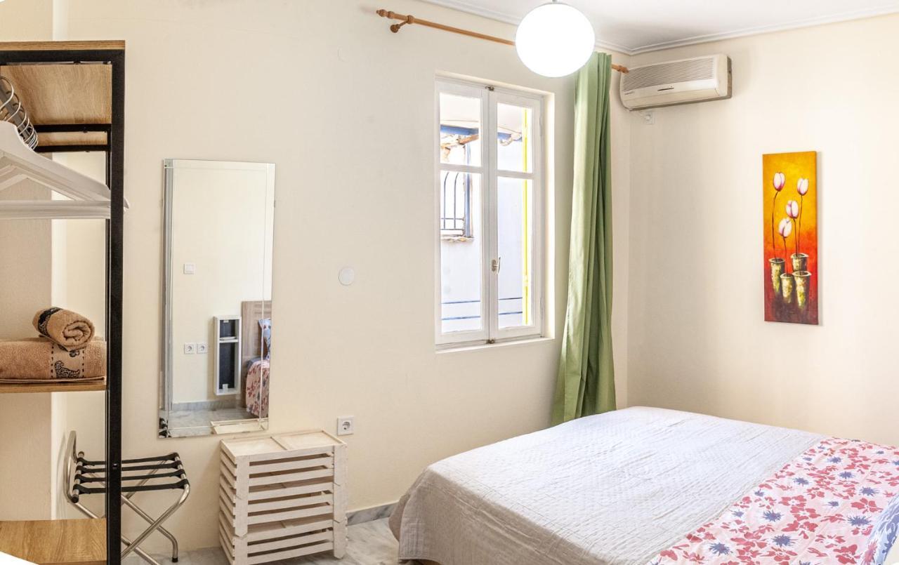 Sunny Apartment On The 2Nd Floor In Bohemian Psiri In Athens' Historic Center-In Vivo Apartments Buitenkant foto